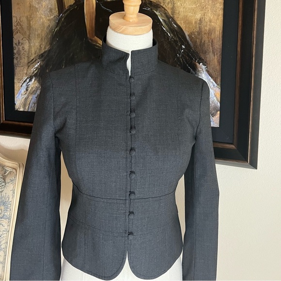 Like New Theory Gray Blazer Size 4 - Picture 1 of 5